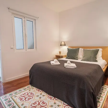 Bica Patio 3bdr Duplex By Lovelystay * Lizbona