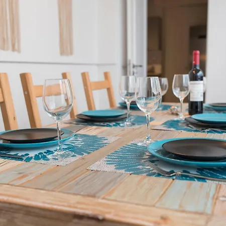 Bica Patio 3bdr Duplex By Lovelystay Apartament