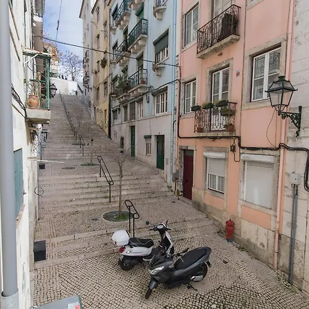 Bica Patio 3bdr Duplex By Lovelystay * Lisbona