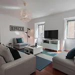 Bica Patio 3bdr Duplex By Lovelystay Apartmán