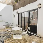 Bica Patio 3bdr Duplex By Lovelystay شقة