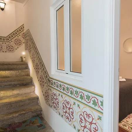Apartment Lovelystay - Bica Patio Duplex